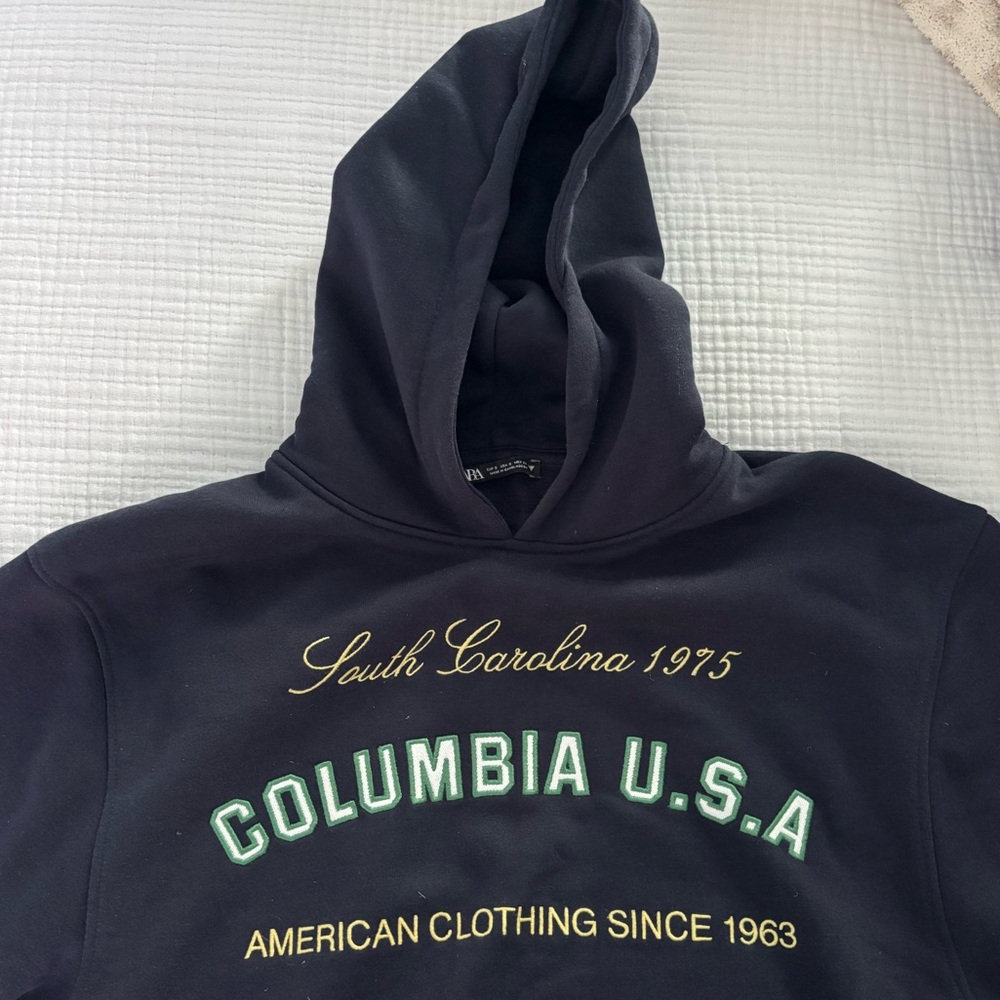 Zara Navy Columbia Hoodie - Picture 4 of 4